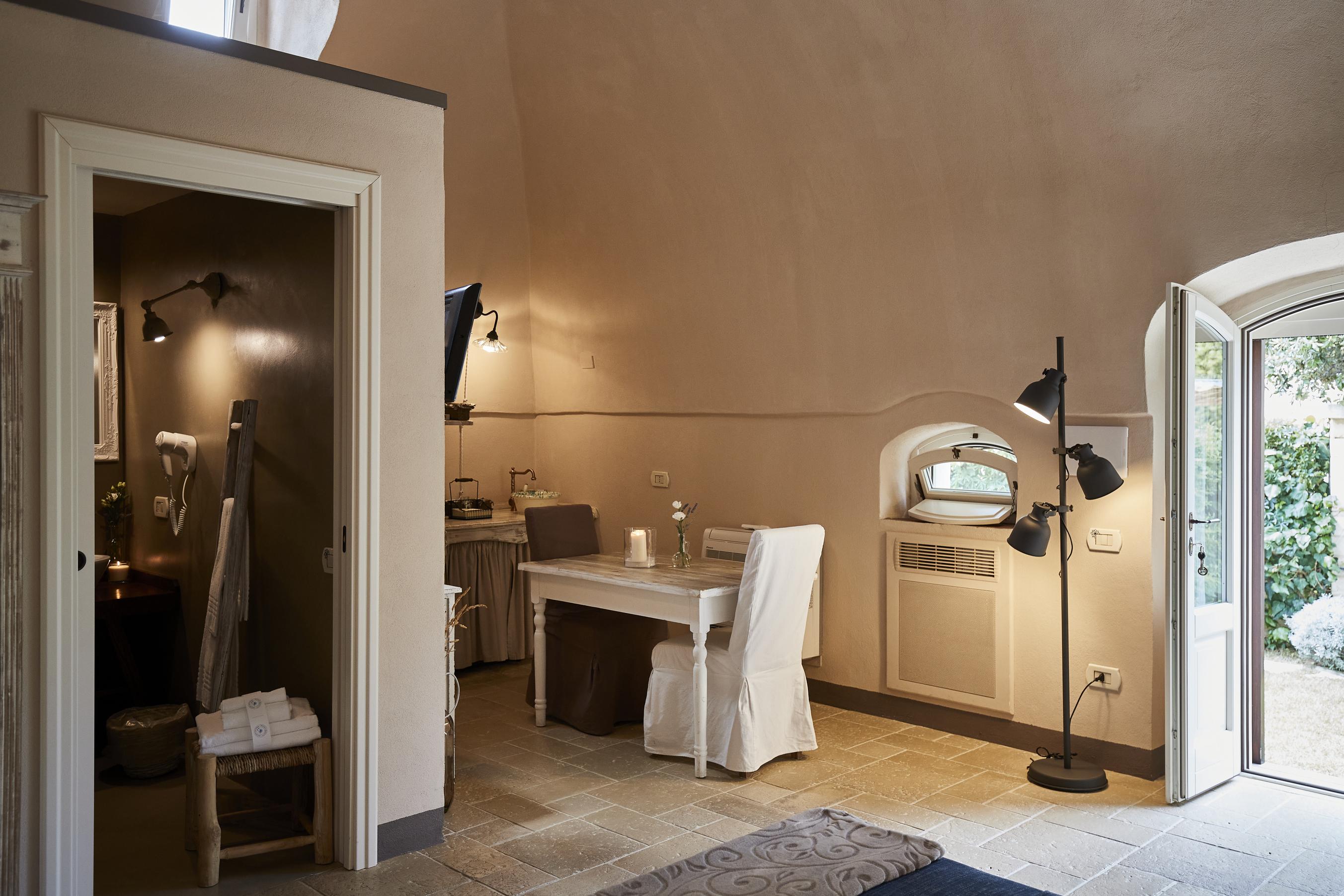 Bed and Breakfast Borgo San Gaetano Бернальда Экстерьер фото