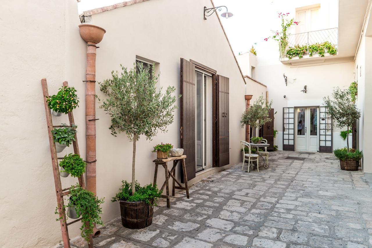 Bed and Breakfast Borgo San Gaetano Бернальда Экстерьер фото