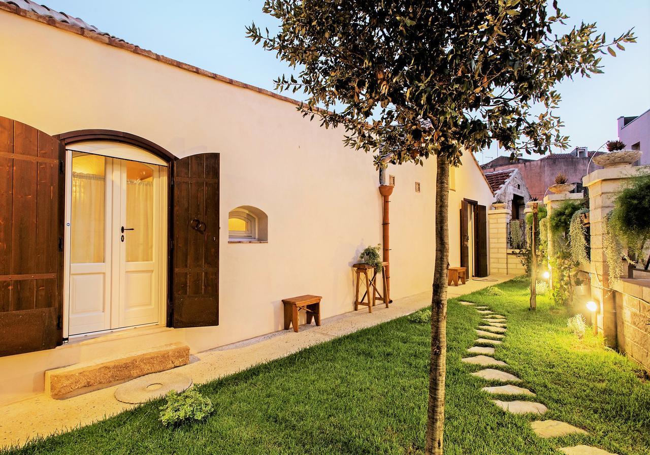 Bed and Breakfast Borgo San Gaetano Бернальда Экстерьер фото
